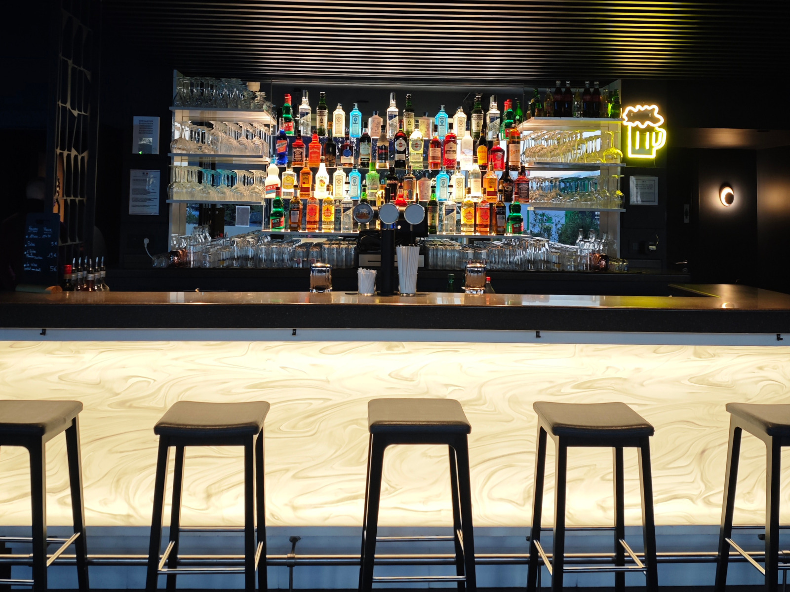 Le Hit Bar